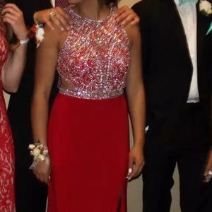 🌹Red Halter Open Back Embellished Prom Dress